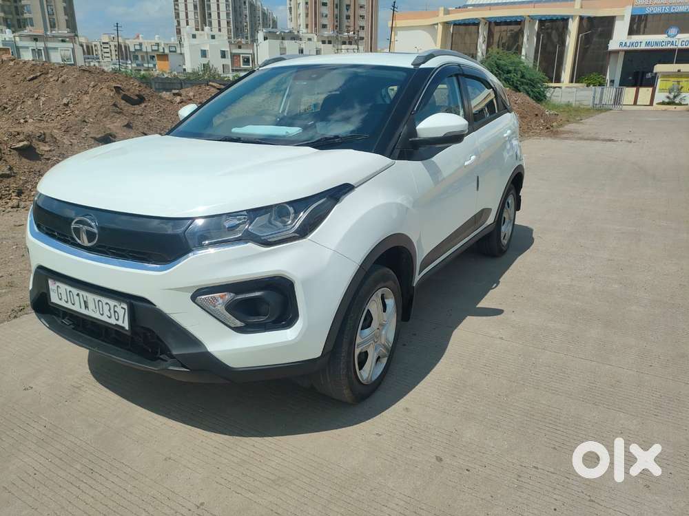 Tata Nexon 1.2 Revotron Xm Plus (s), 2022, Cng & Hybrids