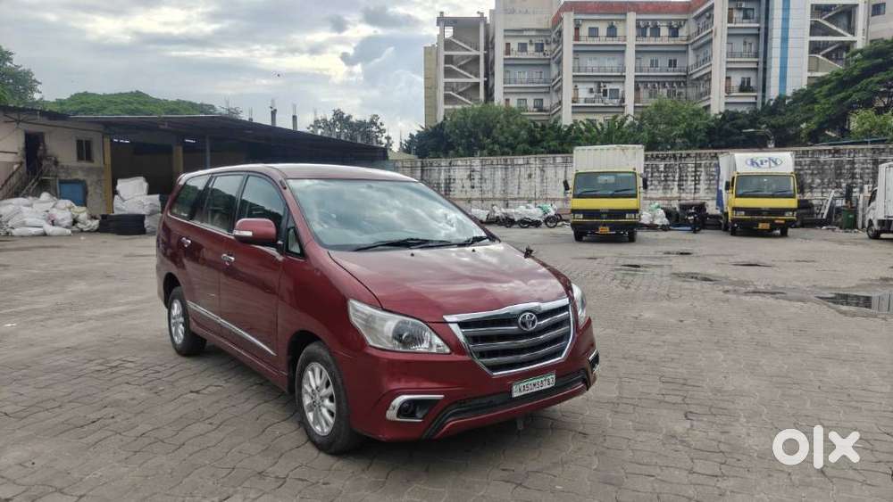 Toyota Innova 2.5 Vx 7 Str Bs-iii, 2014, Diesel