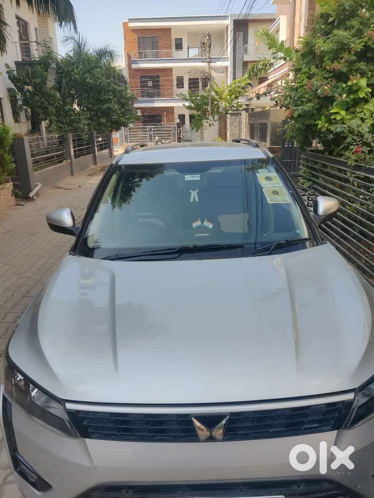 Mahindra Xuv300 2023 Petrol 52000 Km Driven