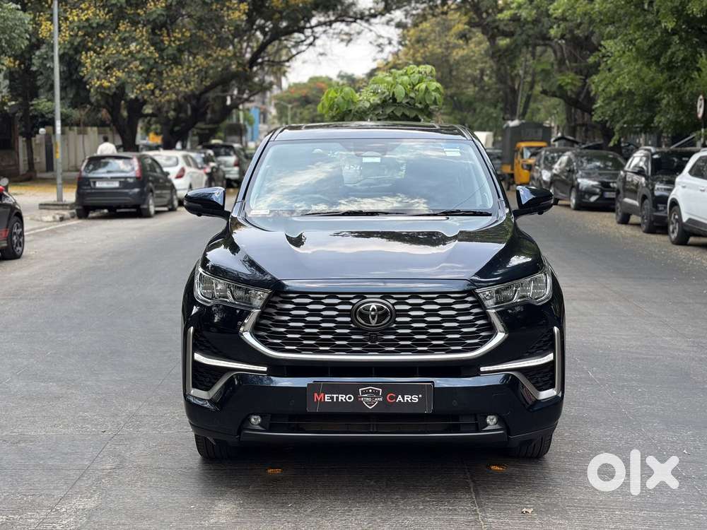 Toyota Innova Hycross 2.0 Zx (o) Hybrid 7 Str, 2025, Petrol