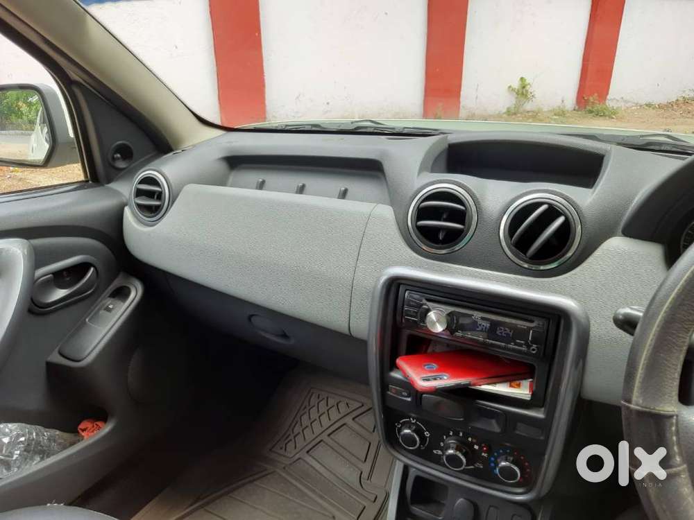 Personal Owner Driven 2013 Petrol Duster Tax Paid Till 2028 For Sell