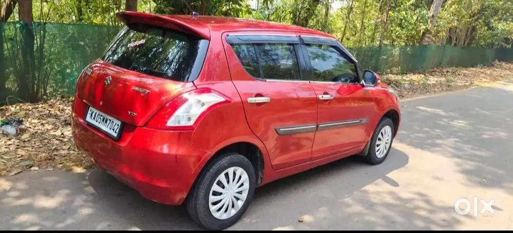 Maruti Suzuki Swift Ldi 2011 26