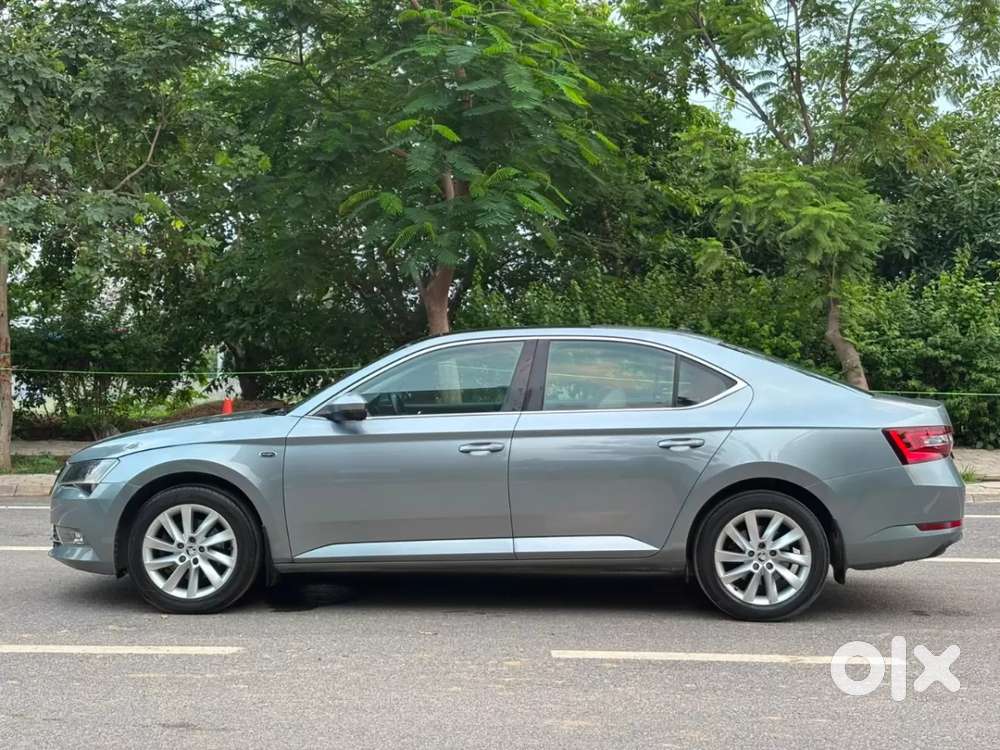 Skoda Superb 2.0 L&k Tsi At, 2016, Petrol