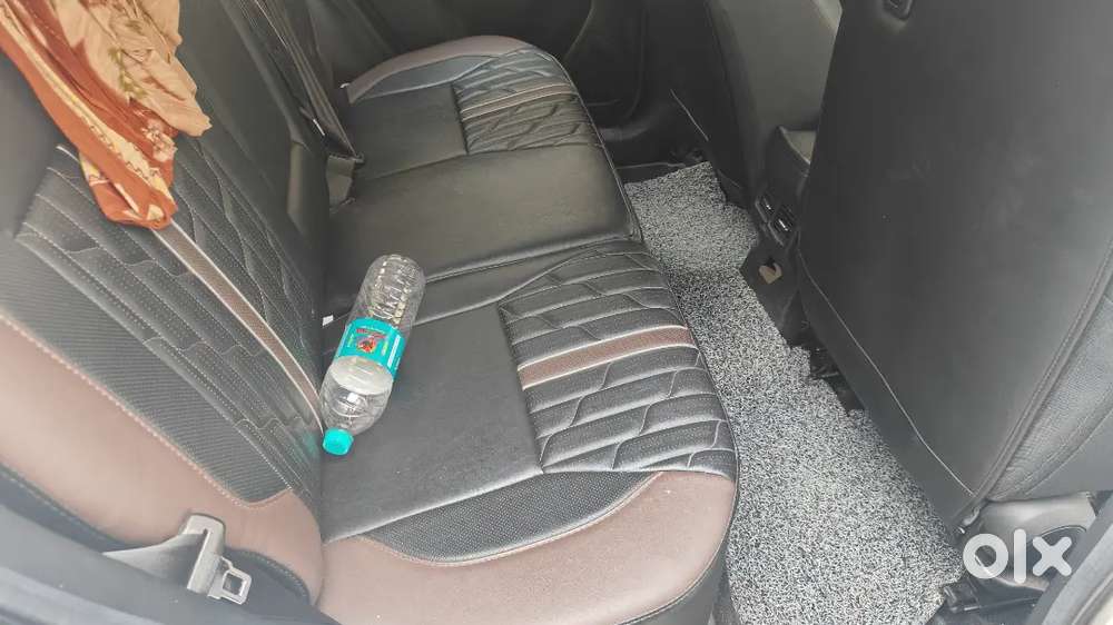 Maruti Suzuki Brezza 2025 Petrol 18500 Km Driven
