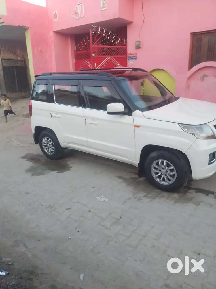 Mahindra Tuv 300 2016