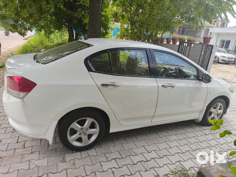 Honda City V Mt Avn, 2011, Petrol