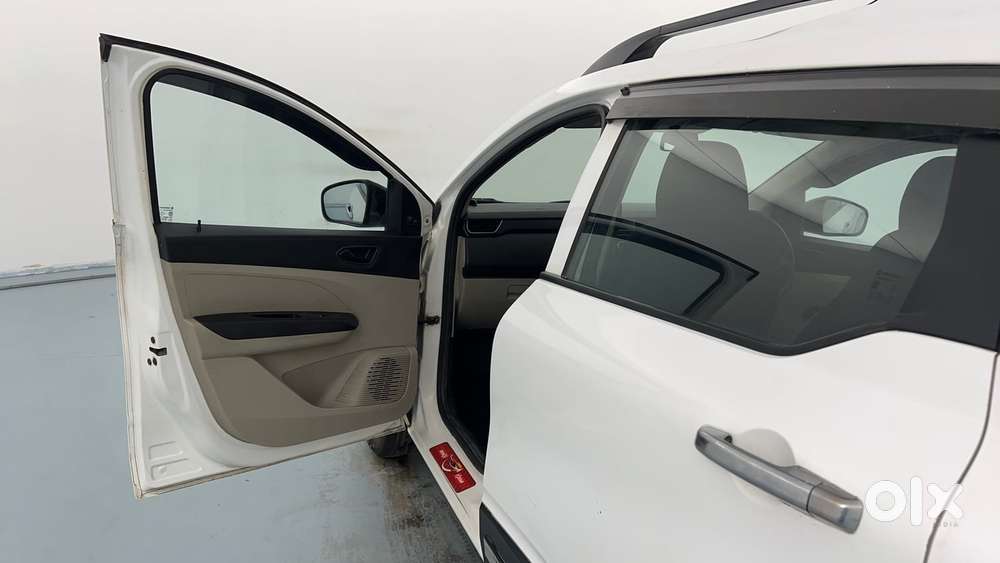Renault Triber Rxl, 2022, Petrol