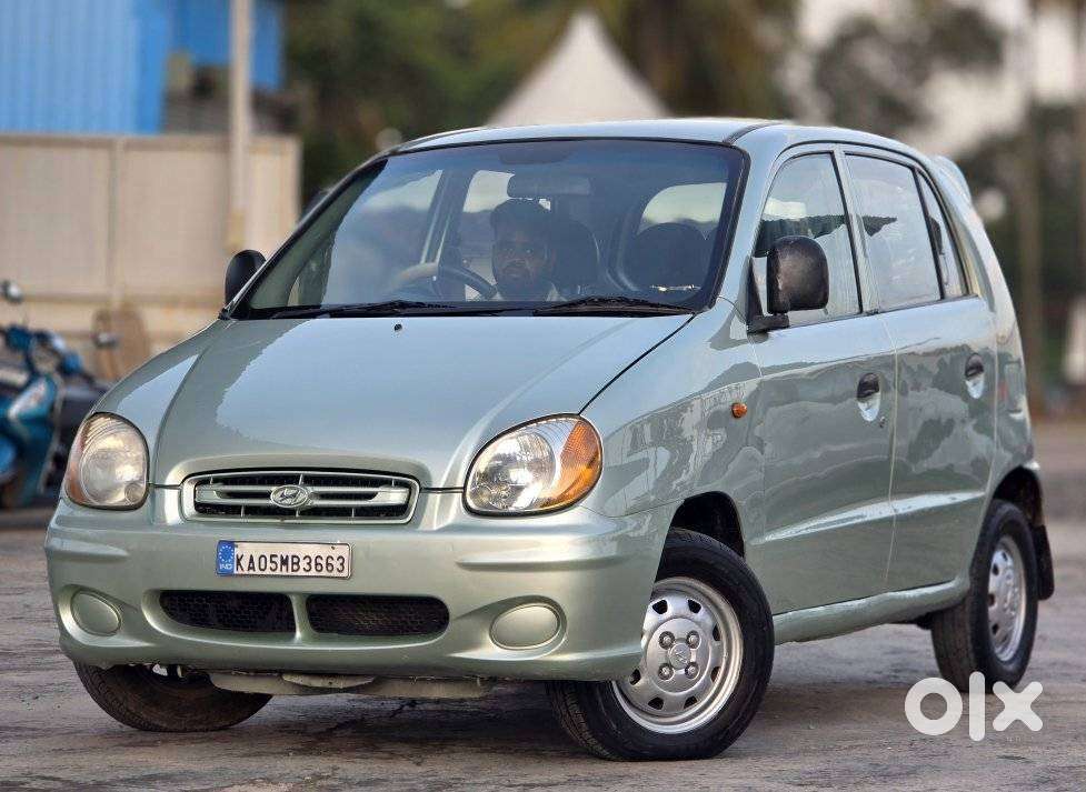 Hyundai Santro Gs Zip Drive Euro Ii, 2004, Petrol