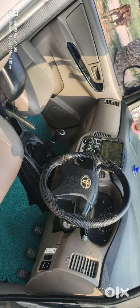 Toyota Innova 2.5 G 2016
