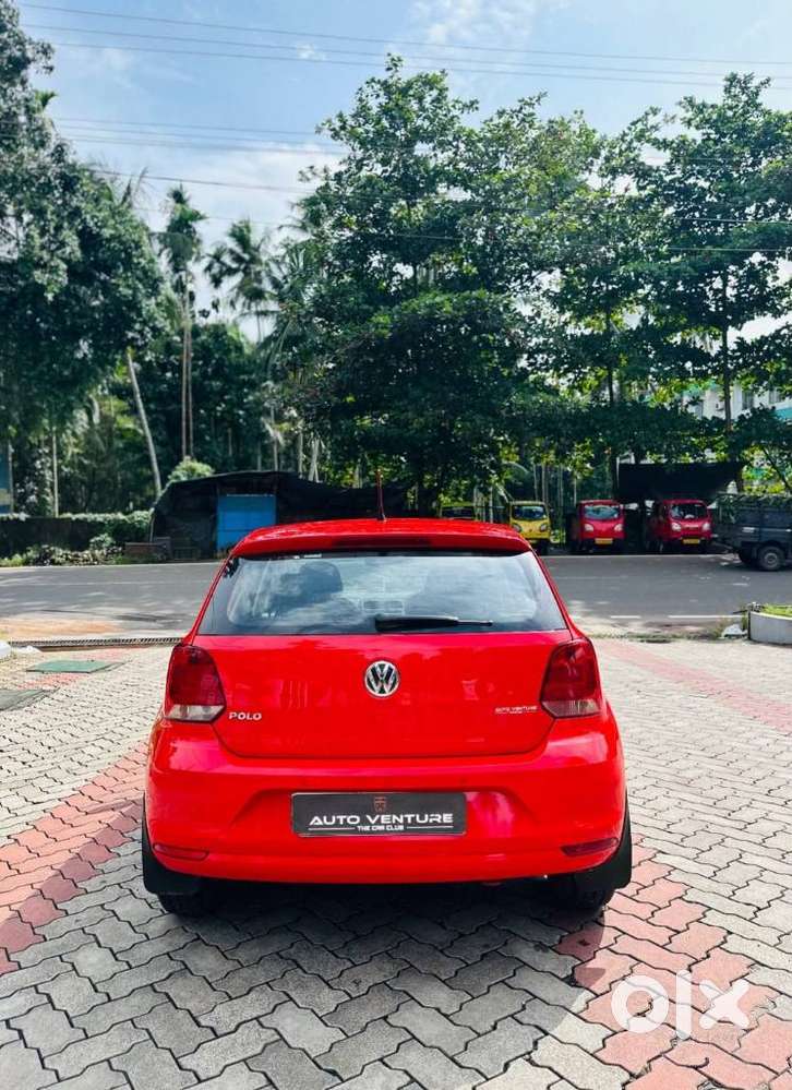 Volkswagen Polo Petrol Highline 1.2l, 2016, Petrol