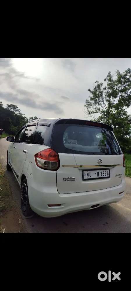 Maruti Suzuki Ertiga Vxi
