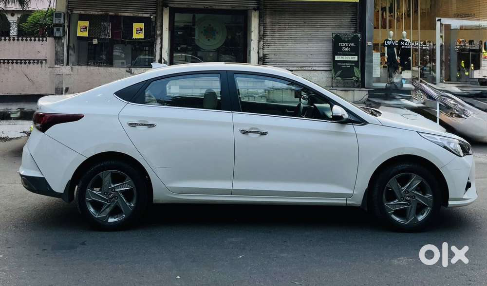 Hyundai New Verna, 2022, Petrol