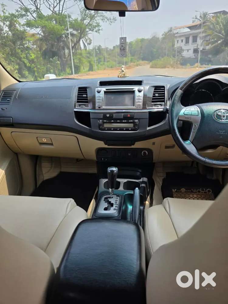 Toyota Fortuner 2014 Diesel 190000 Km Driven. 4×2 Auto.
