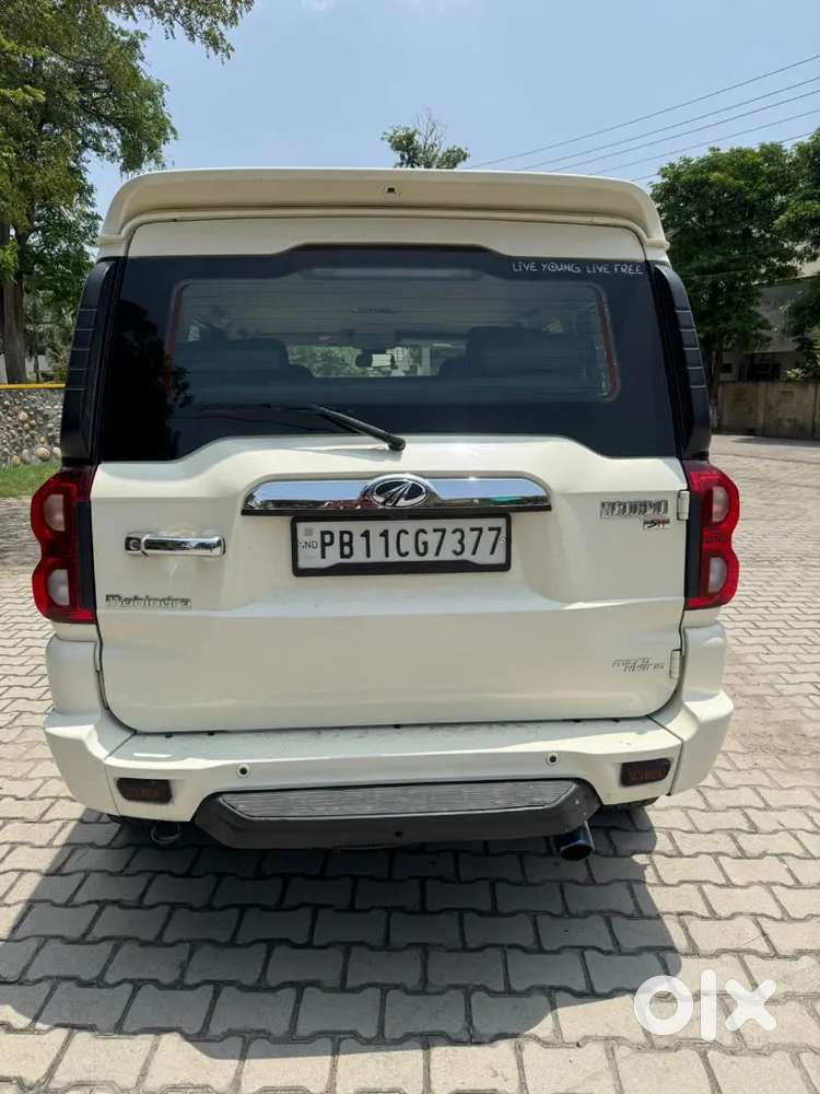 Mahindra Scorpio S10 2017 Diesel 93000 Km Driven