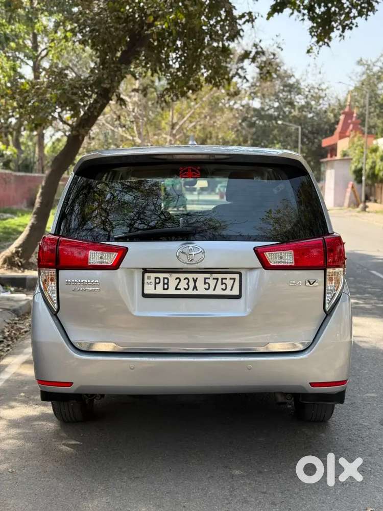 Toyota Innova Crysta 2018