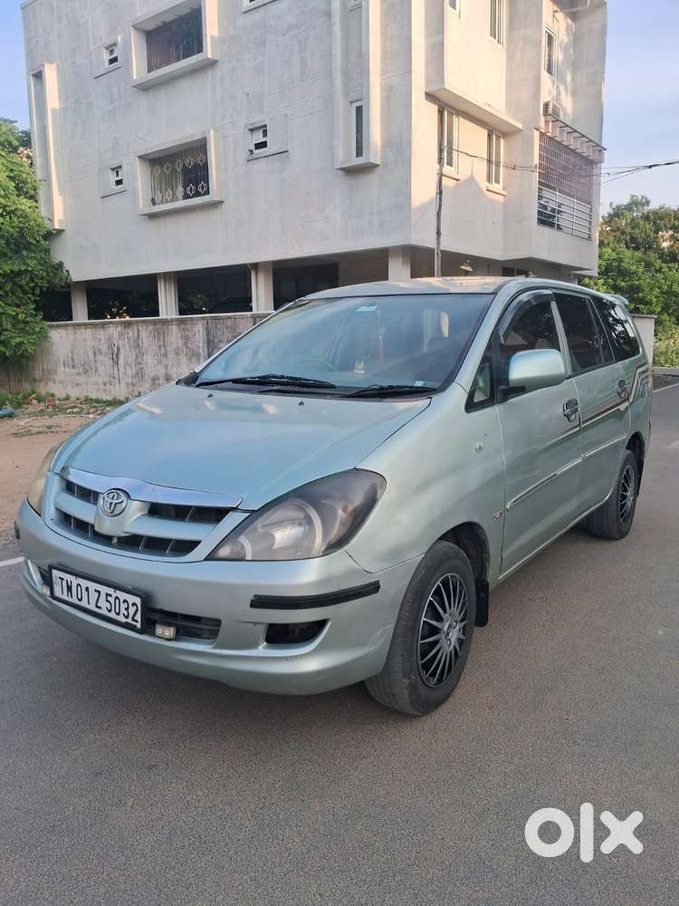 Toyota Innova 2.5 E 8 Str, 2005, Diesel