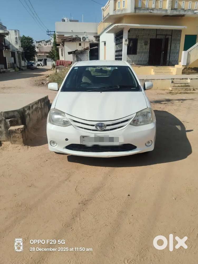 Toyota Liva Cng