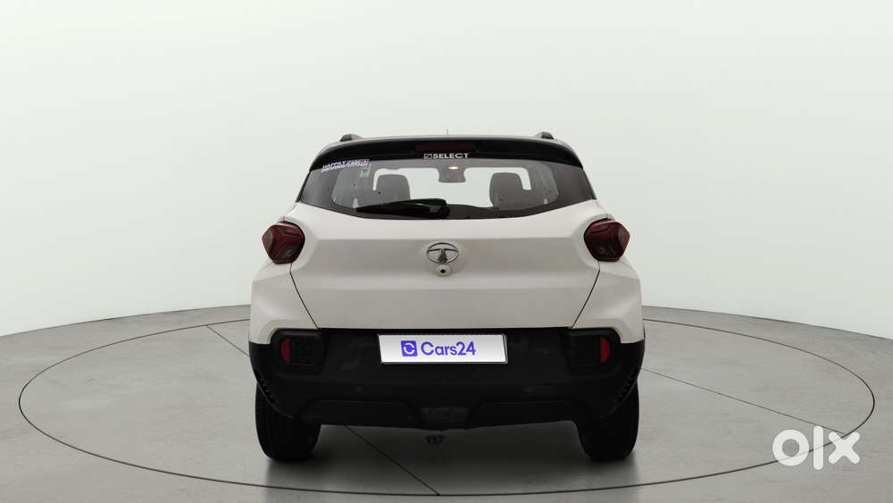 Tata Punch 1.2 Revotron Creative Amt Dual Tone, 2022, Petrol