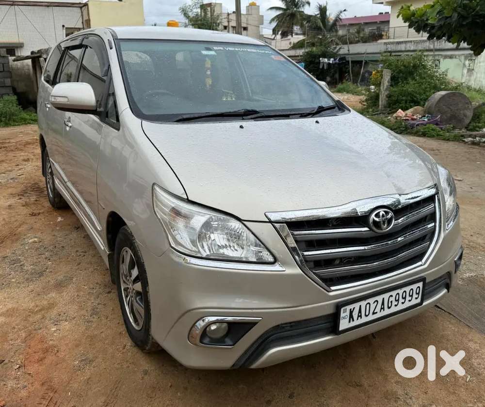 Toyota Innova 2.5 V 7 Str 2015 Model