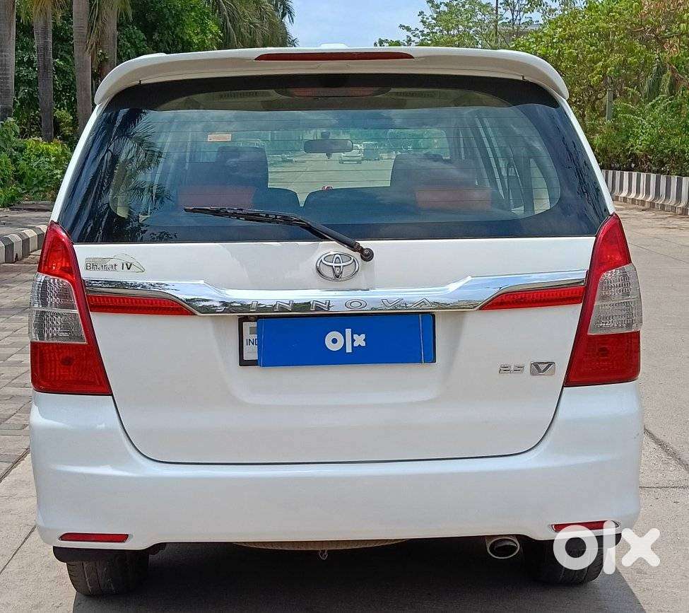 Toyota Innova 2.5 V 8 Str, 2014, Diesel