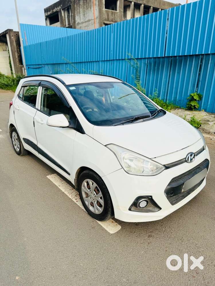 2016 Hyundai Grand I10 Sportz 1.1 Diesel  83k Km  25+ Km/l Mileage