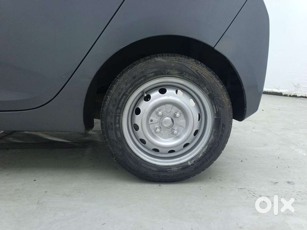 Hyundai Eon Era +, 2017, Petrol