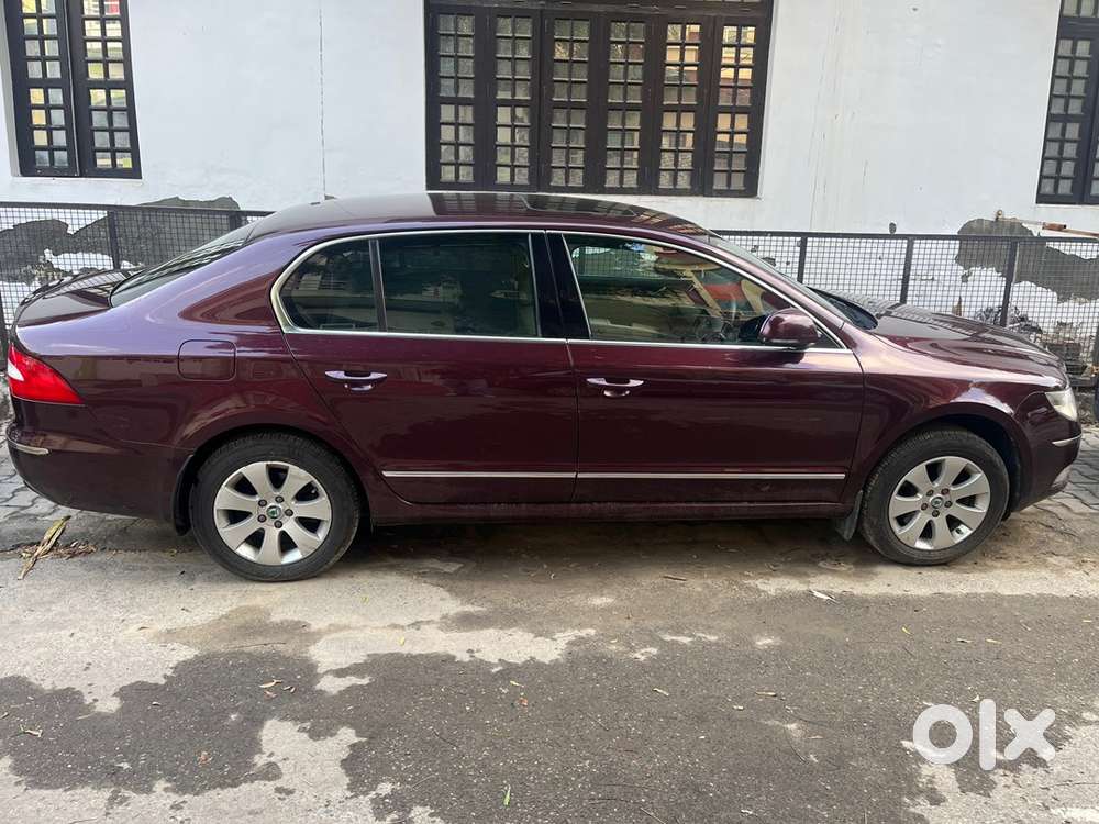 Skoda Superb Elegance 2013