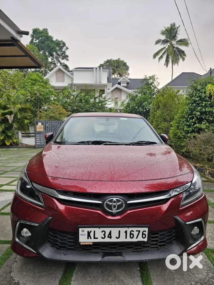 Toyota Glanza 2024 Petrol Well Maintained