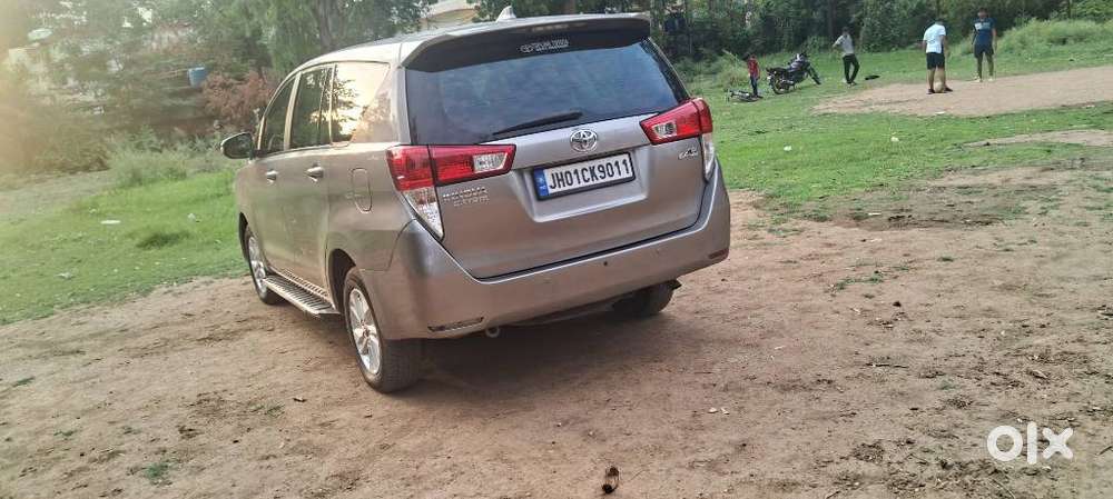 Toyota Innova Crysta 2.4 G Mt 8s, 2017, Diesel
