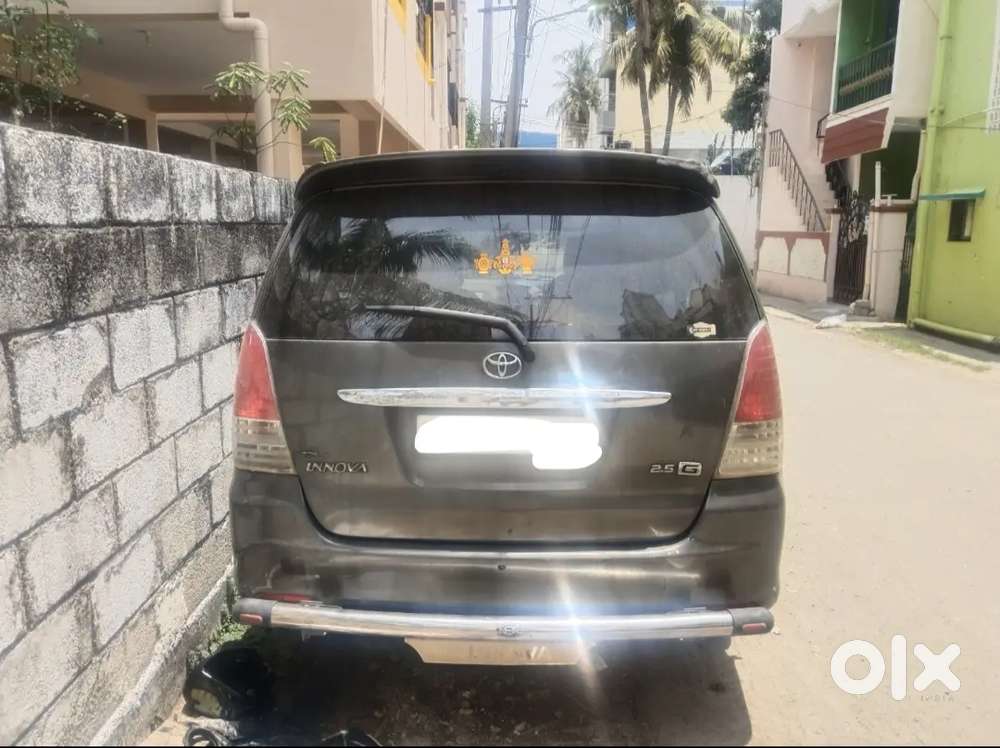 Toyota Innova 2011 Diesel 7 Str