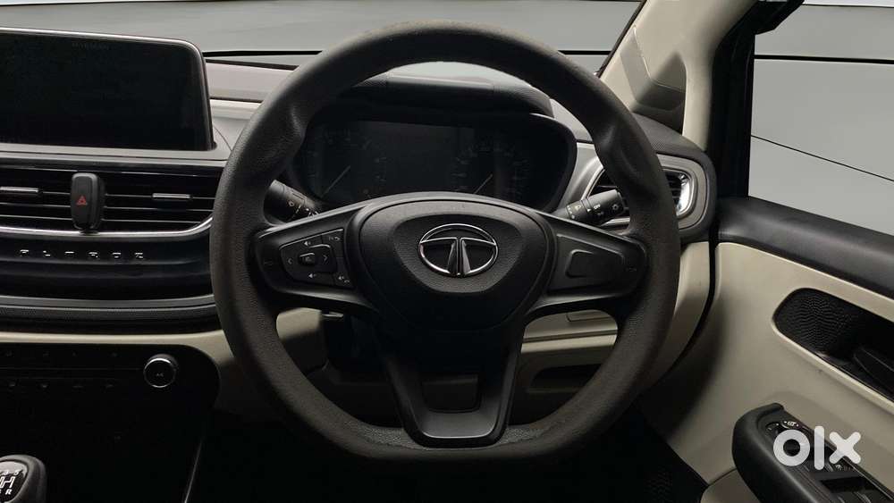 Tata Altroz 1.2 Xm Plus, 2022, Petrol