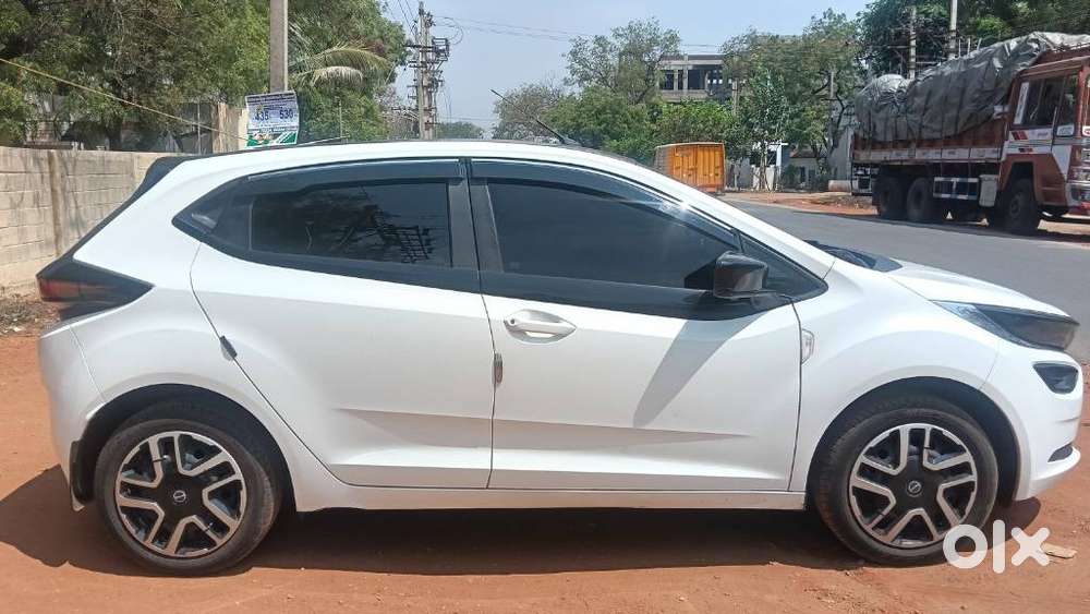 Tata Altroz 1.2 Xm Plus, 2021, Petrol