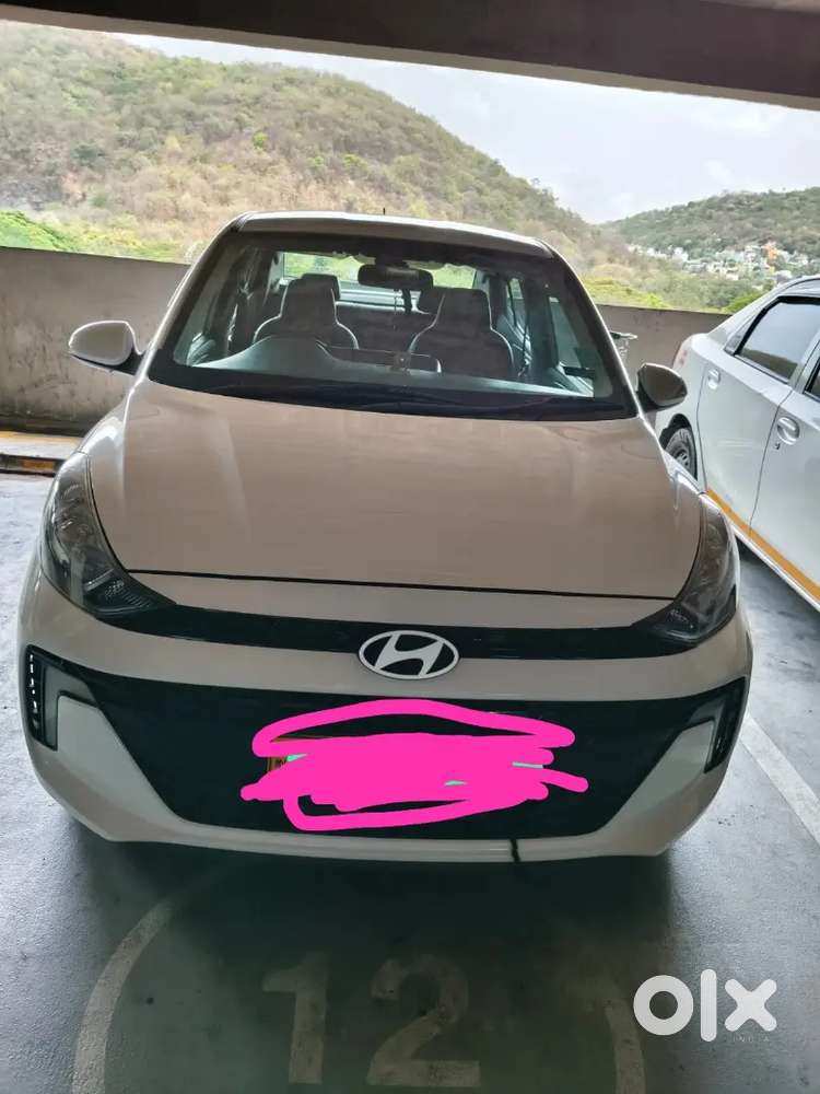 Hyundai Aura 2024 Aug Modal