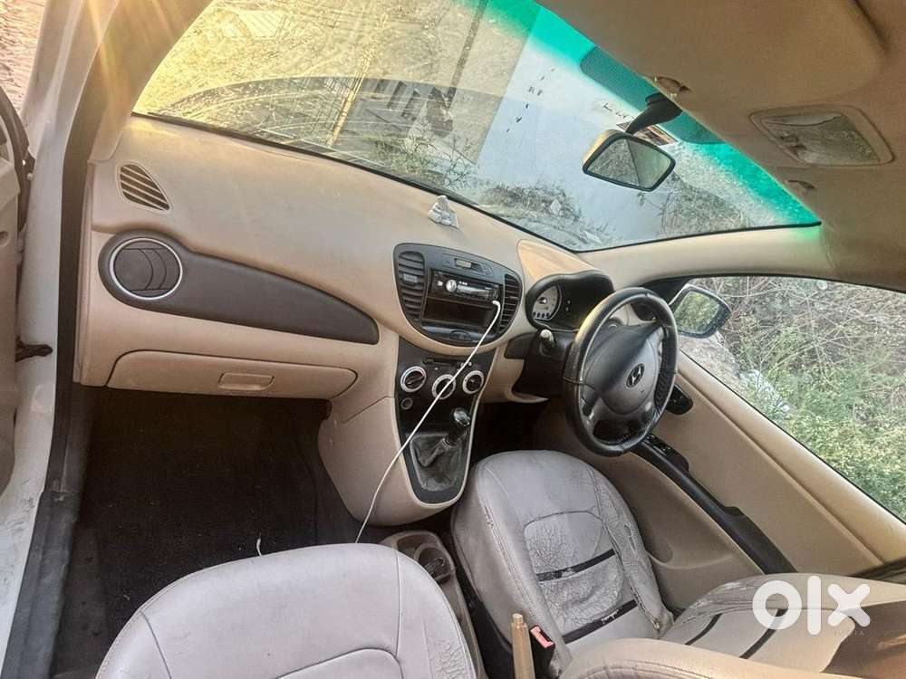 Hyundai I 10 Car Manual