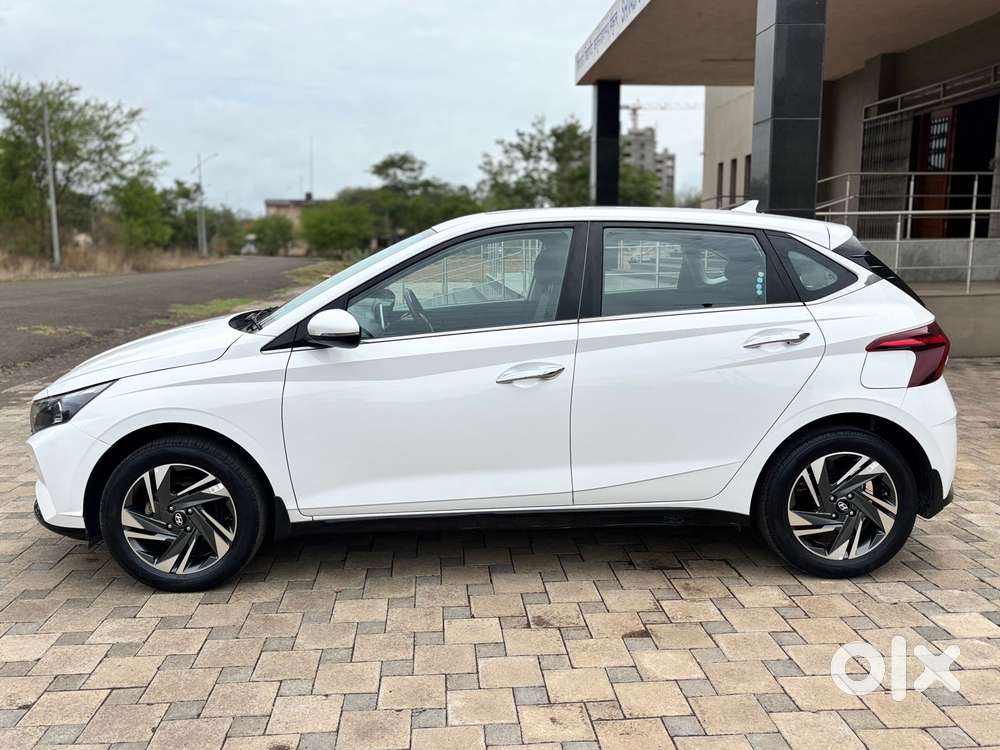 Hyundai I20 Petrol Asta Option, 2023, Petrol