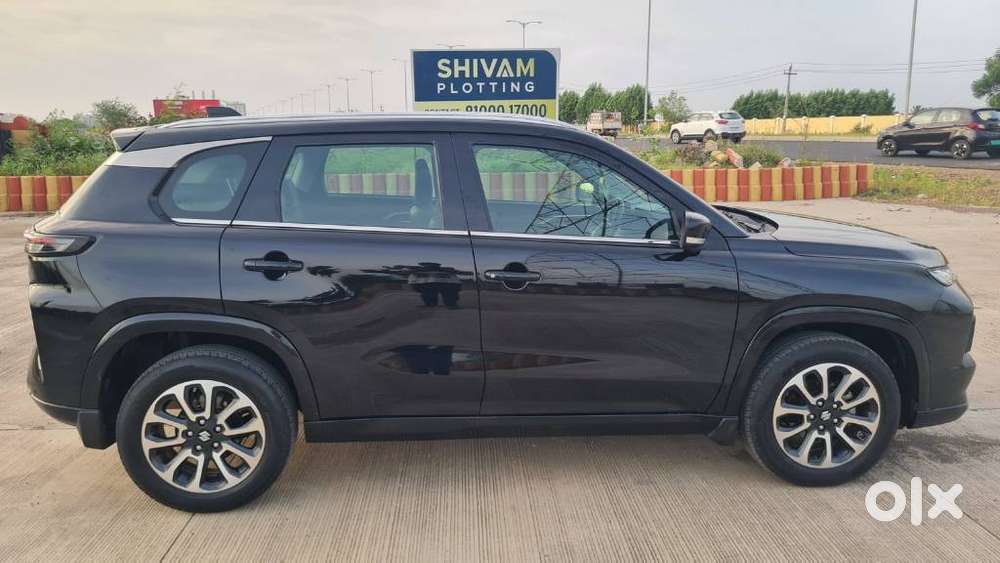 Maruti Suzuki Grand Vitara 1.5 Alpha Plus Intelligent Hybrid Ecvt, 2..
