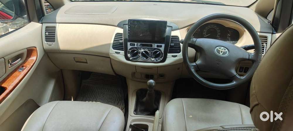 Toyota Innova 2.5 Vx 8 Seater Bs Iv, 2007, Diesel