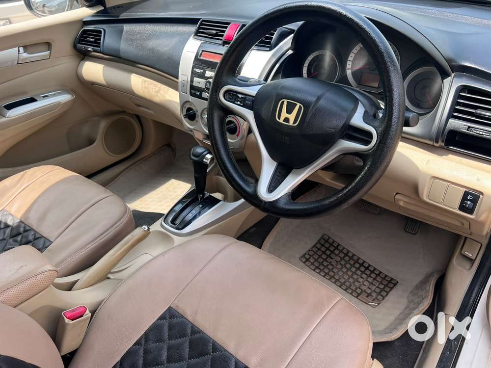 Honda City V At Exclusive, 2011, Petrol