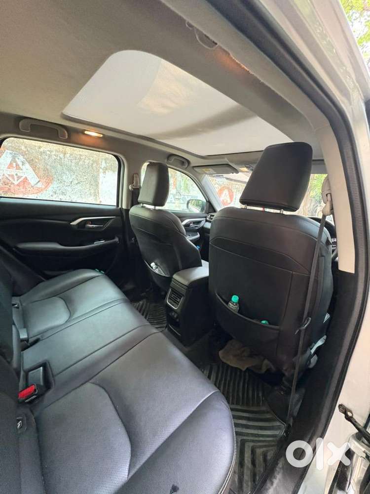 Toyota Urban Cruiser Hyryder 2023 Petrol Well Maintained