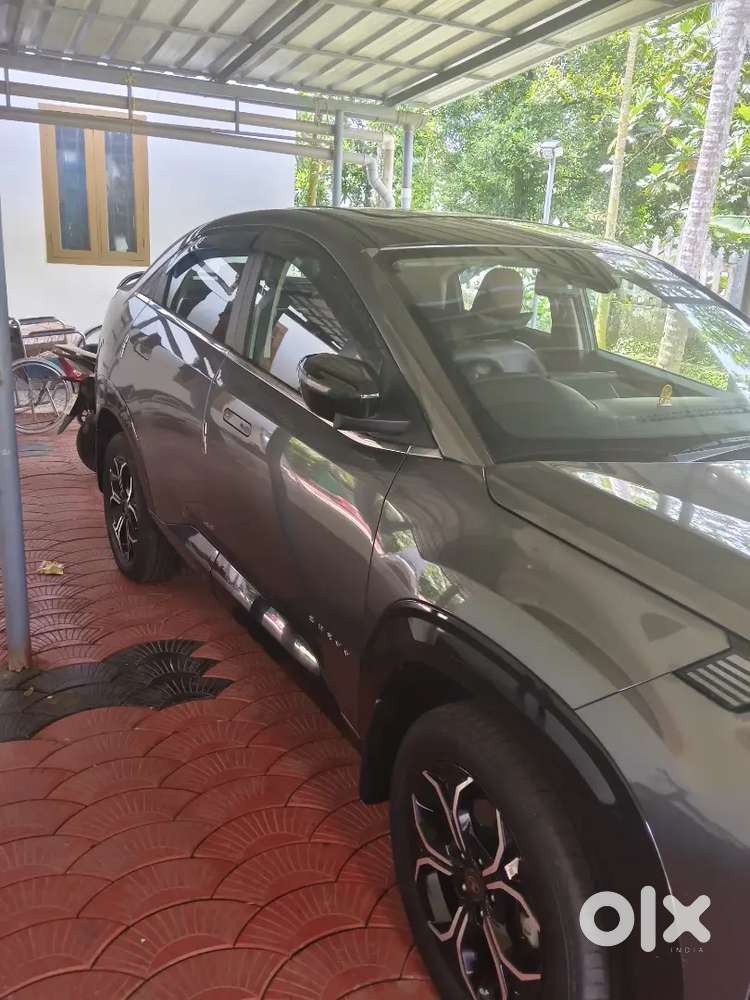 Tata Curvv Manual Petrol 2025