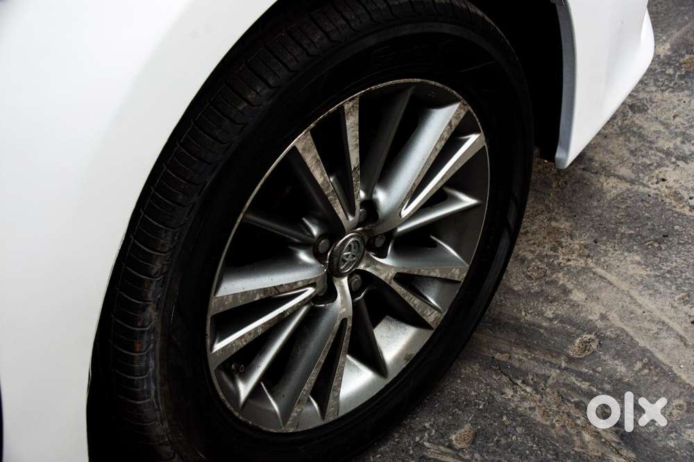 Toyota Corolla Altis 2010-2013 Gl, 2014, Petrol