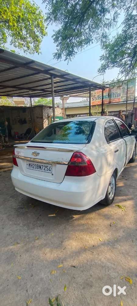 Chevrolet Aveo 2011 Petrol