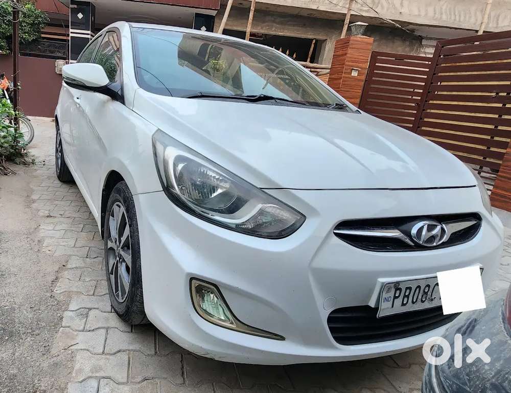 Hyundai Verna Fluidic 2014 Sx Automatic