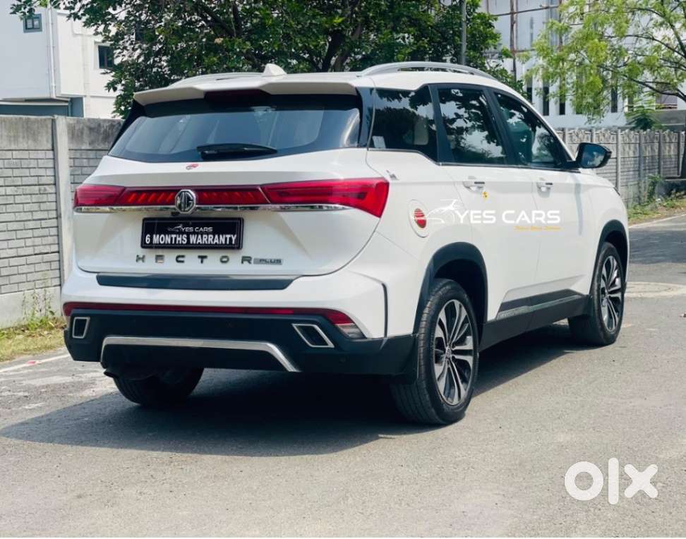 Mg Hector Plus Sharp Pro 1.5 Turbo Petrol Cvt 6 Str, 2023, Petrol