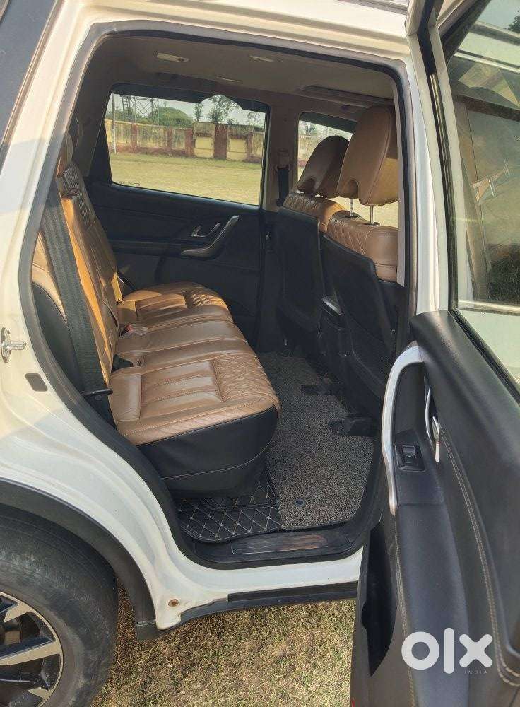 Mahindra Xuv500 W11 Option, 2020, Diesel