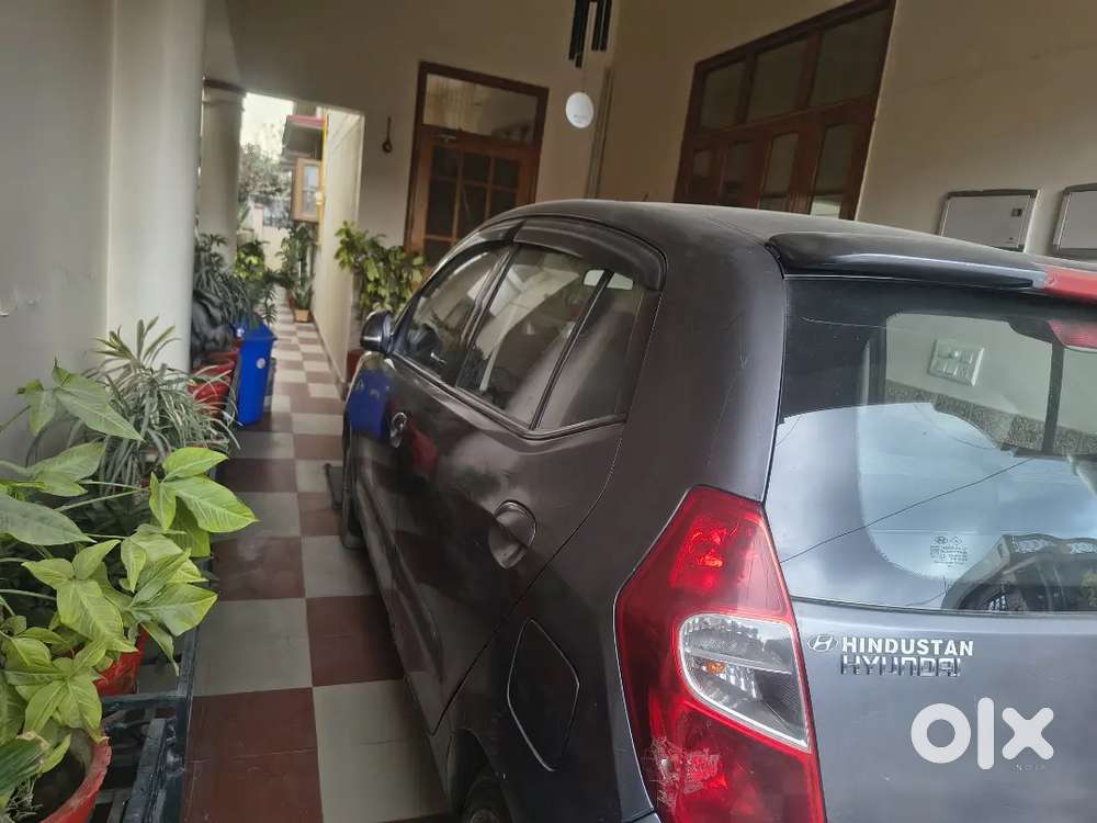 I10 Magna New Condition Less Driven By Retd. Person