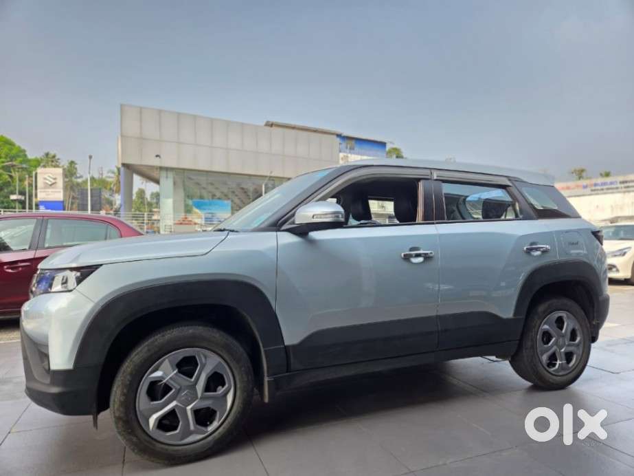 Maruti Suzuki Brezza 1.5 Vxi Smart Hybrid, 2023, Petrol