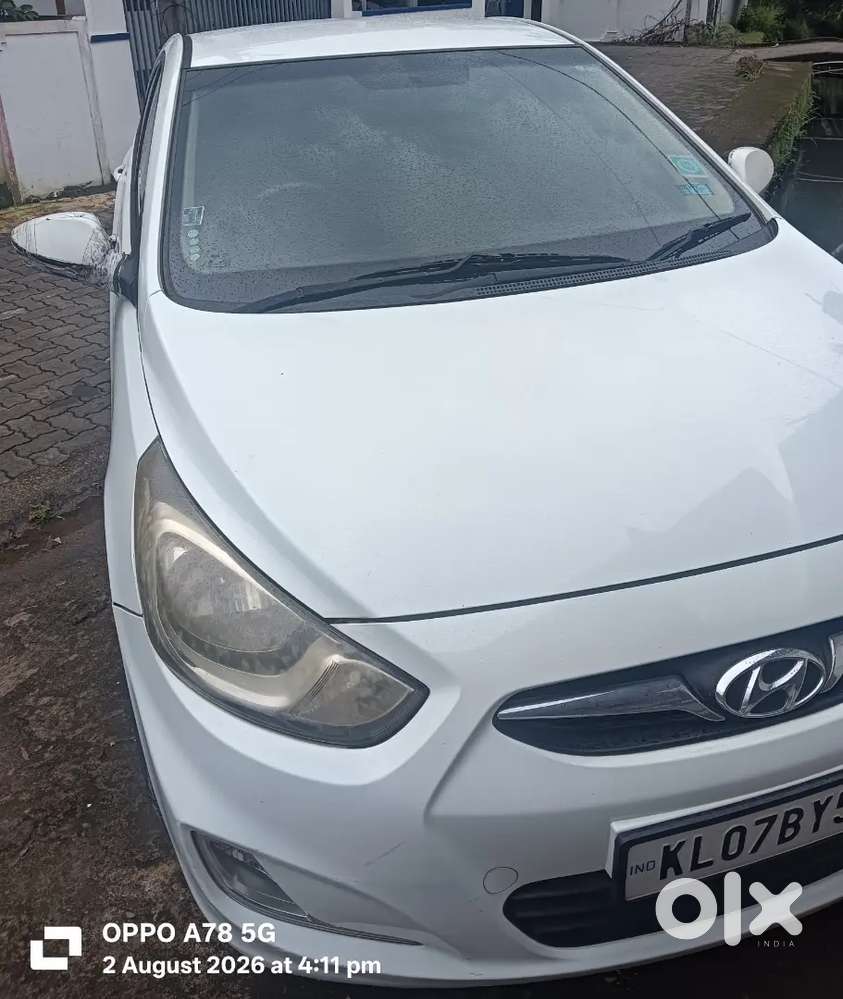 Hyundai Fluidic Verna 2013