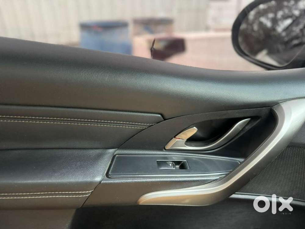 Mahindra Xuv500 2019