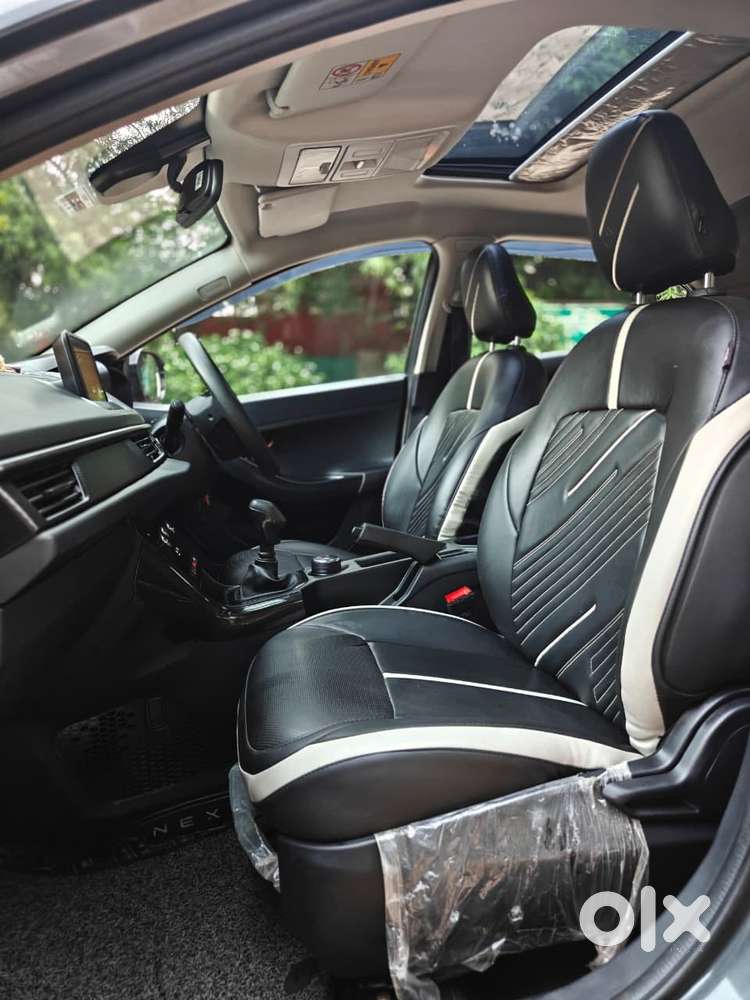 Tata Nexon Smart Plus1.2 Revotron Petrol 5 Mt, 2024, Petrol